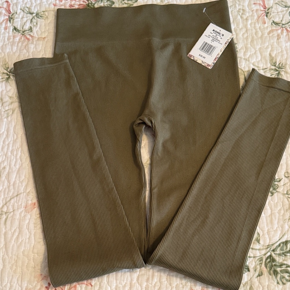 Kohl's Smokey Olive Leggings